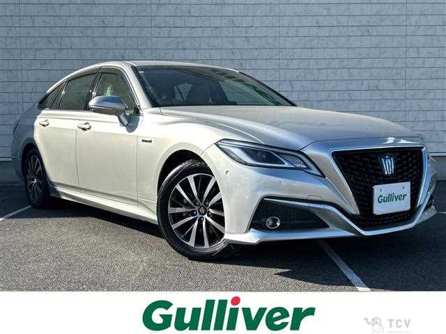 2019 Toyota Crown Hybrid
