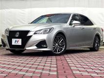 2017 Toyota Crown Hybrid