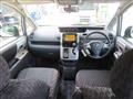 2007 Toyota Voxy