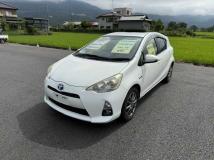 2013 Toyota AQUA
