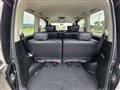 2009 Nissan Serena