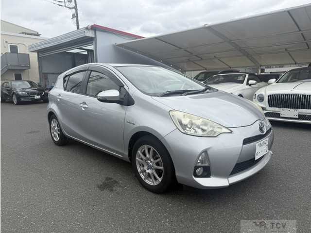 2012 Toyota AQUA