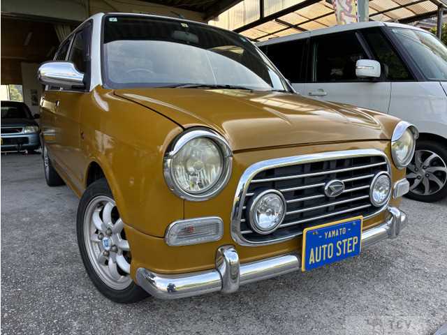 2003 Daihatsu Miragino