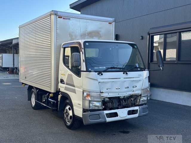 2017 Mitsubishi Canter