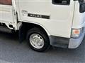 2004 Nissan Atlas