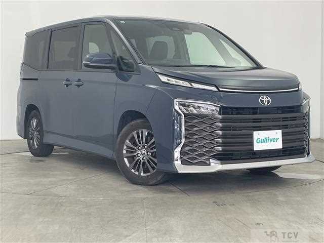 2023 Toyota Voxy