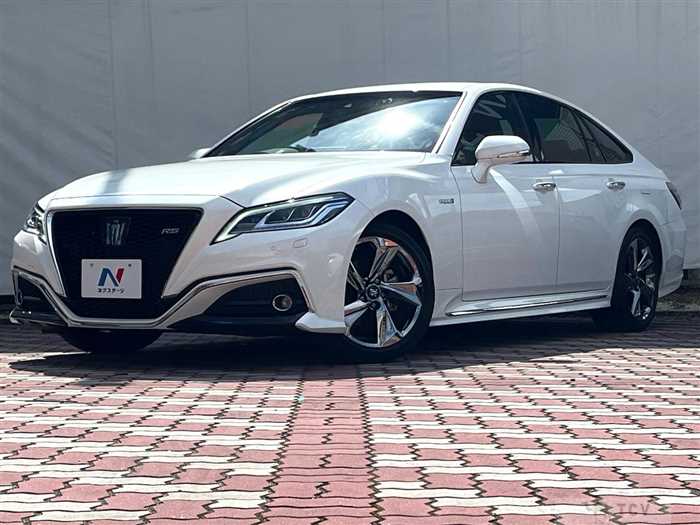 2018 Toyota Crown Hybrid