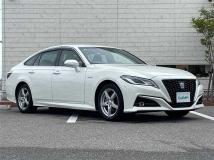 2019 Toyota Crown Hybrid