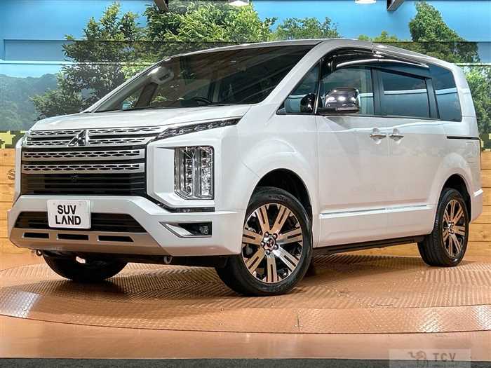 2024 Mitsubishi Delica D5