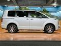 2024 Mitsubishi Delica D5