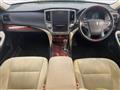 2016 Toyota Crown Majesta