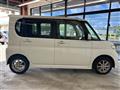 2011 Daihatsu Tanto