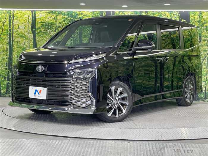 2023 Toyota Voxy