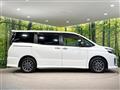 2016 Toyota Voxy