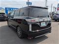 2017 Nissan Elgrand