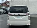 2017 Nissan Elgrand
