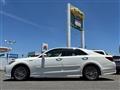 2013 Toyota Crown Hybrid