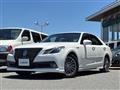 2013 Toyota Crown Hybrid