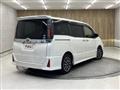 2016 Toyota Voxy