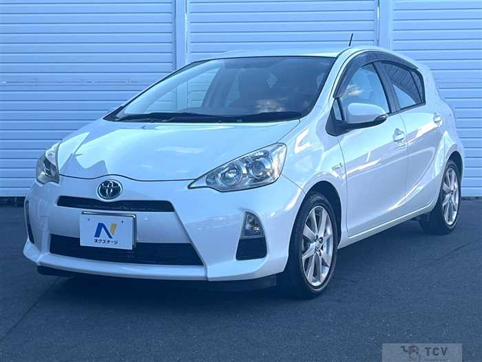 2013 Toyota AQUA