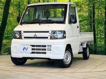 2010 Mitsubishi Minicab Truck