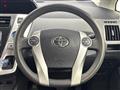 2013 Toyota PRIUS α
