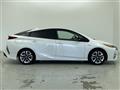 2019 Toyota Prius PHV
