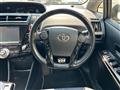 2015 Toyota PRIUS α