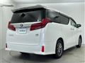 2023 Toyota Alphard Hybrid