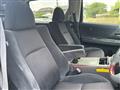 2008 Toyota Vellfire