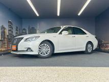 2016 Toyota Crown