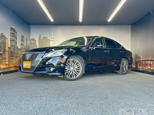 2013 Toyota Crown Athlete Series