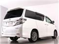 2013 Toyota Vellfire