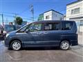 2011 Nissan Serena