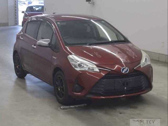 2017 Toyota Vitz