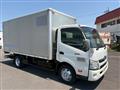 2013 Hino Dutro