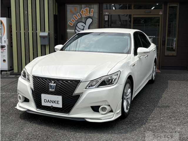 2014 Toyota Crown Athlete Series