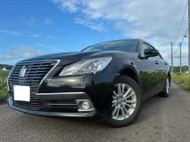 2015 Toyota Crown