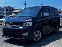 2011 Toyota Voxy