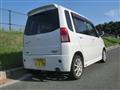 2009 Mitsubishi Toppo