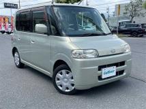 2004 Daihatsu Tanto