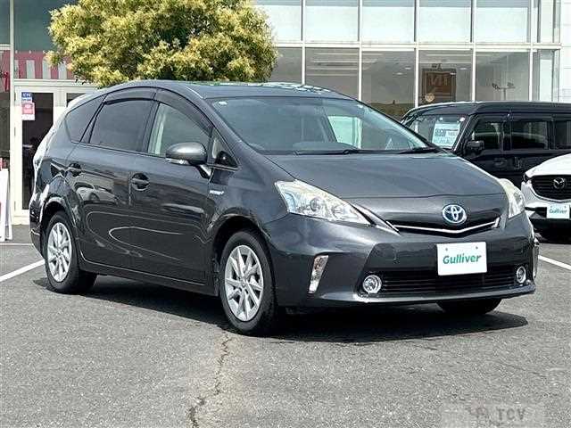 2013 Toyota PRIUS α
