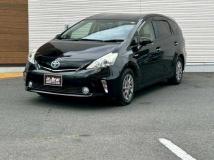 2014 Toyota PRIUS α