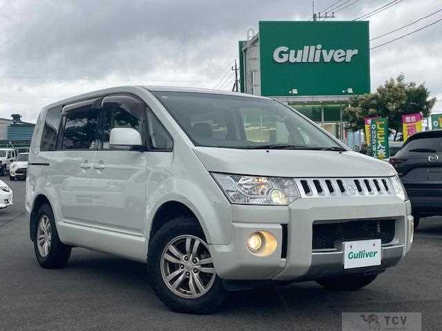 2019 Mitsubishi Delica D5