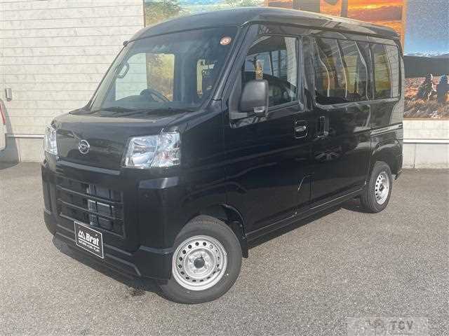 2025 Daihatsu Hijet Cargo