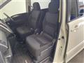 2010 Nissan Serena
