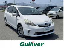 2013 Toyota PRIUS α