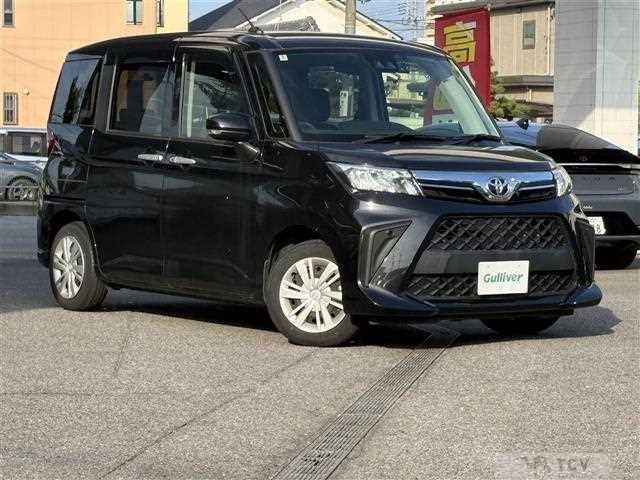 2022 Toyota Roomy