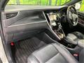 2016 Toyota Harrier Hybrid