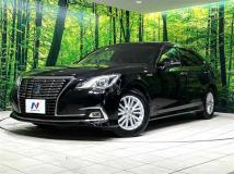 2016 Toyota Crown Hybrid